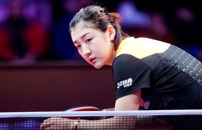 若A持强牌 若A持强牌